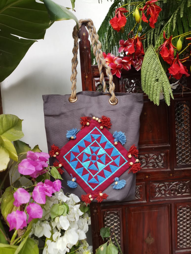 Geometric Diamond Tote