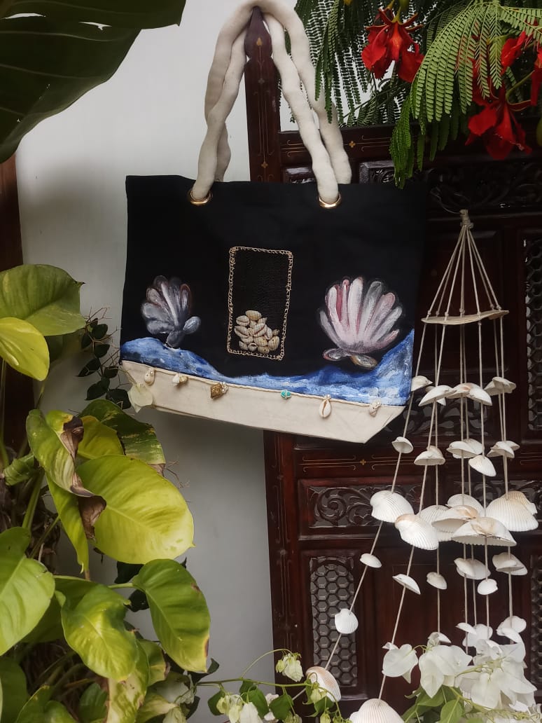 Ocean Shells Paradise Tote